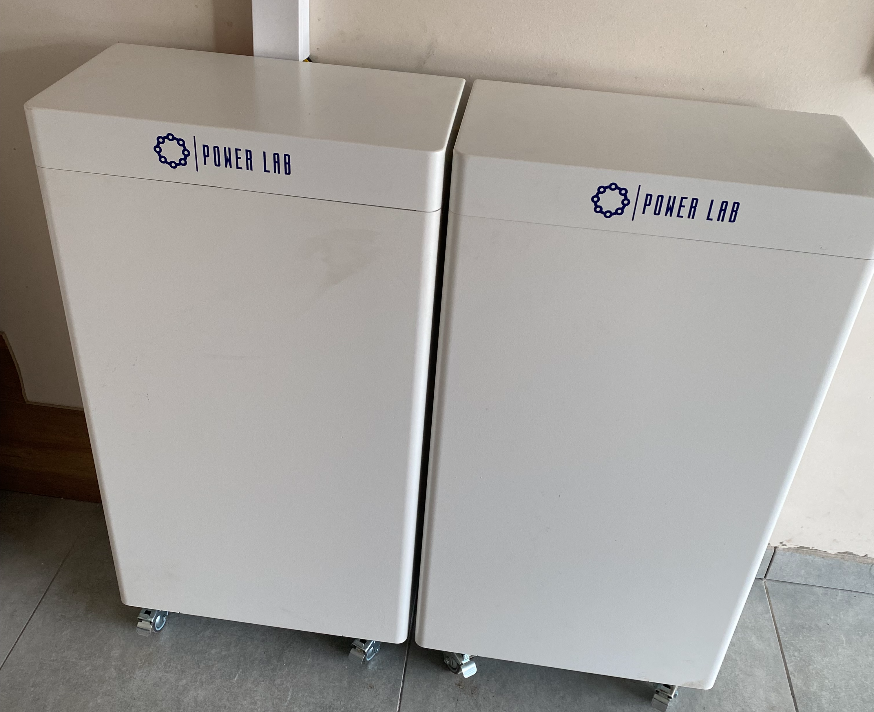 You are currently viewing Rozbudowa istniejącej instalacji fotowoltaicznej o magazyn energii – czy to się opłaca?